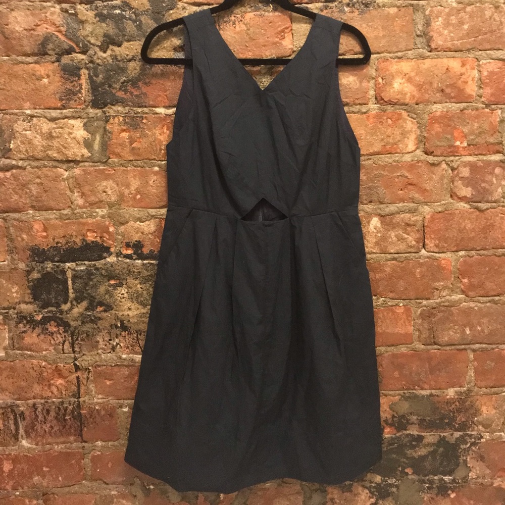 Madewell A-line navy sundress with cute cutout